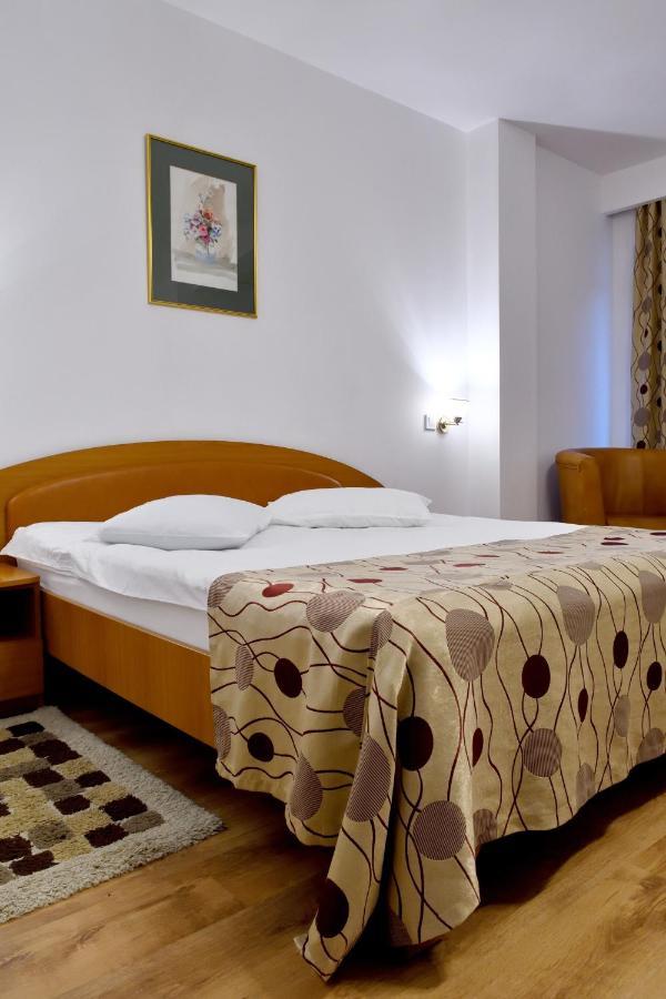 Hotel Select Tulcea Eksteriør billede