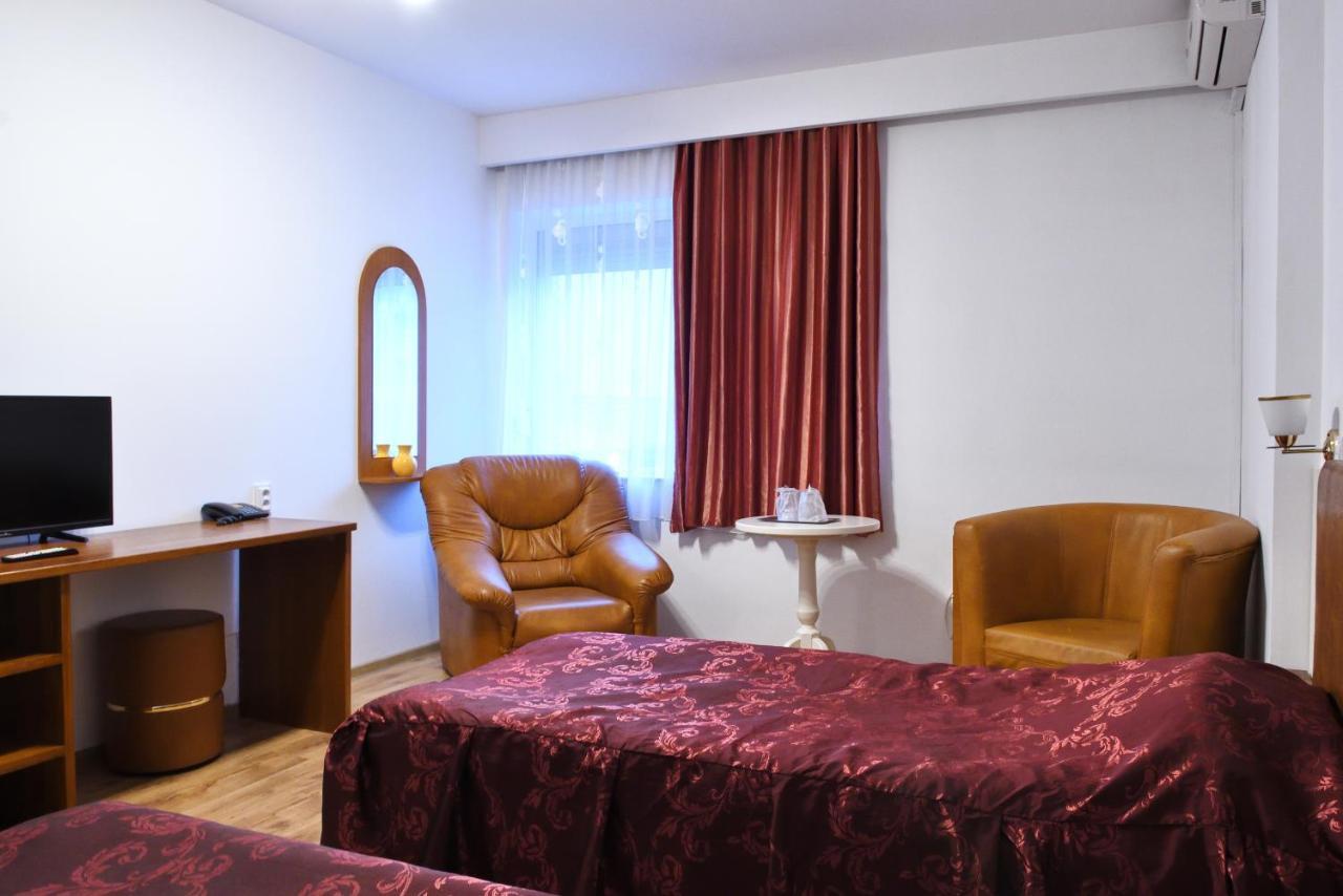Hotel Select Tulcea Eksteriør billede