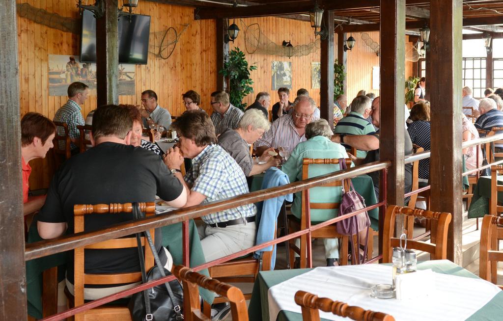 Hotel Select Tulcea Eksteriør billede