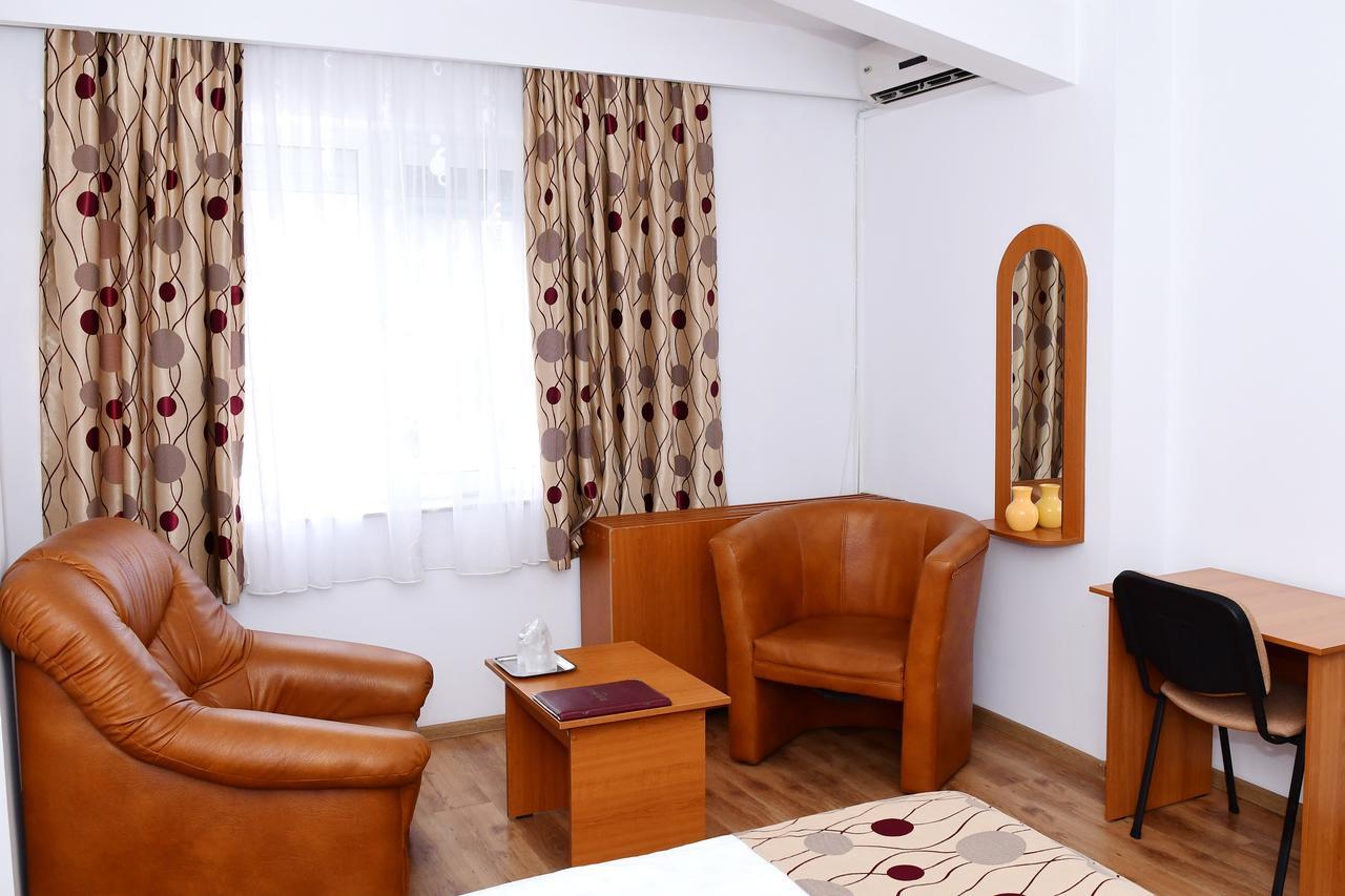 Hotel Select Tulcea Eksteriør billede
